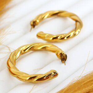 Chic Orbed Earrings in Durable Stainless Steel - Perfect Everyday Accessory